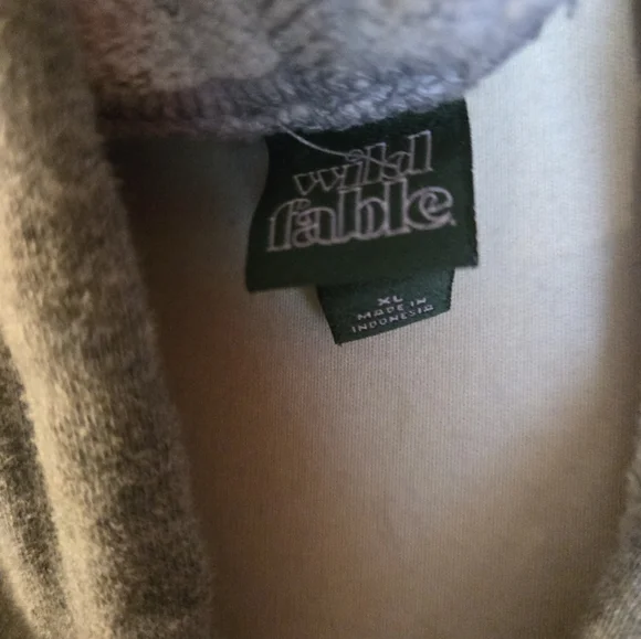 Wild Fable. Sweater. 348 - Picture 2 of 2